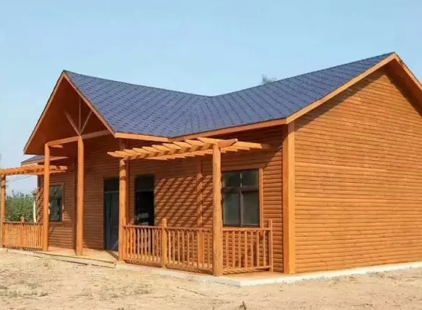 防腐木涂蠟過(guò)程中都要注意哪些事項(xiàng)，防腐木有那些類型？